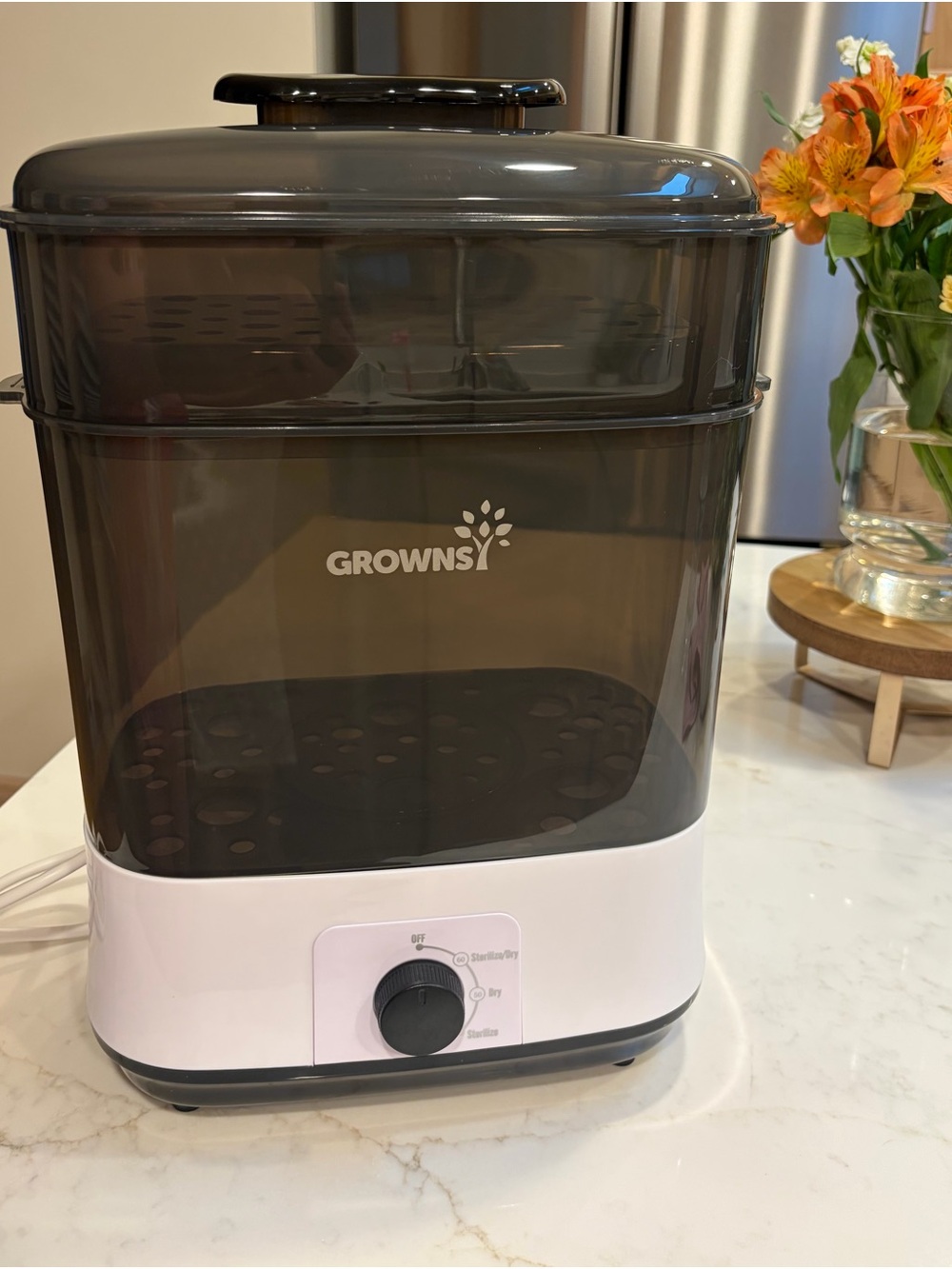 Grownsy 4-in-1 Large Capacity Baby Bottle Sterilizer and Dryer